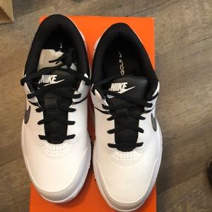 New Nike men’s size 8 golf shoes dura sport 4